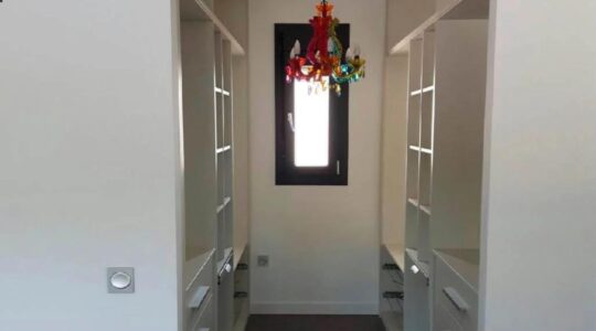 vestidor en un espacio reducido Rome